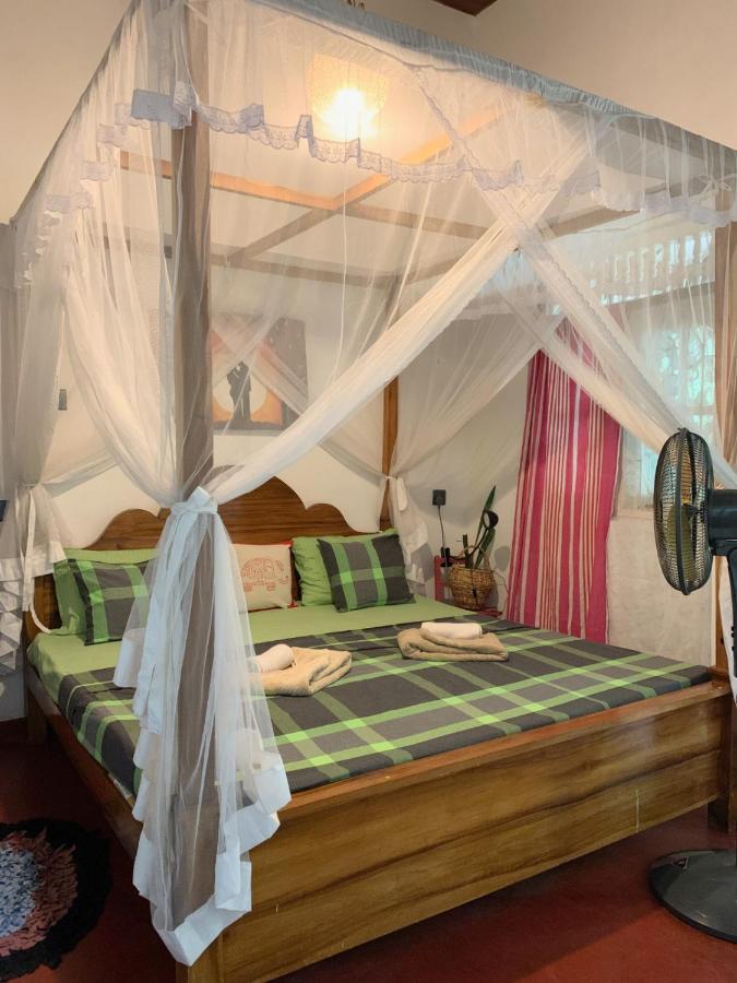 Sand Dollar House, Hiriketiya 迪克韦勒 外观 照片